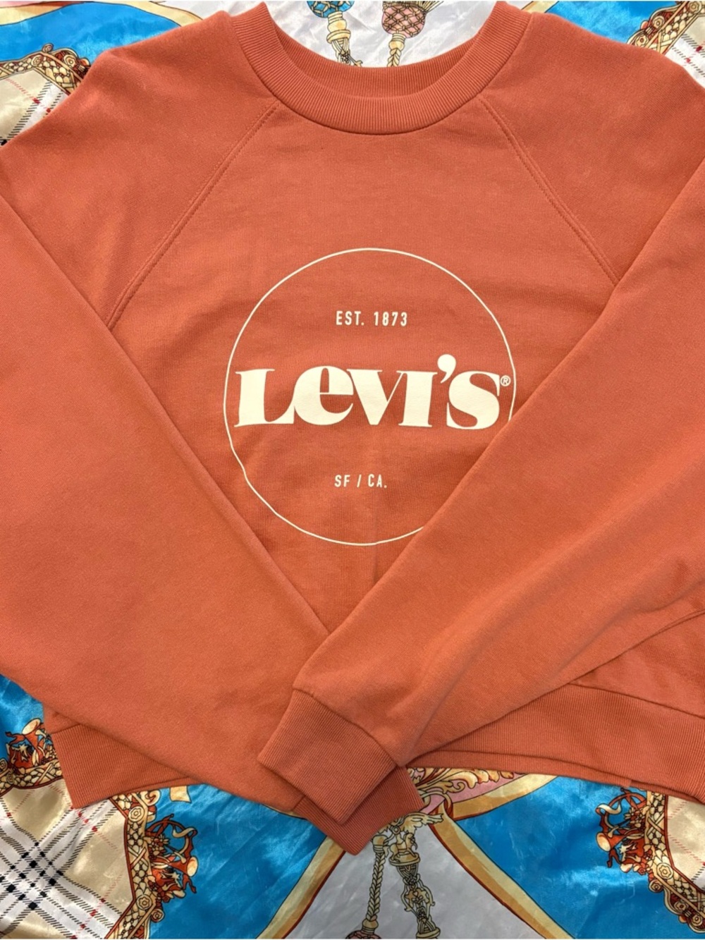 Levi's Women’s Rust Crewneck Sweatshirt